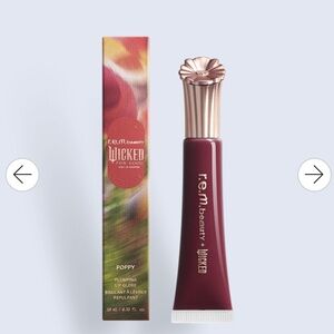 R.E.M. BEAUTY X WICKED: FOR GOOD POPPY PLUMPING LIP GLOSS